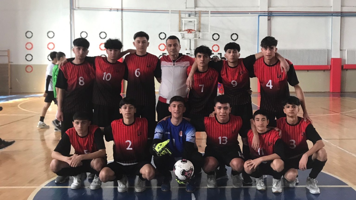 Çankaya İlçe Futsal Müsabakasında Okulumuz İlk Maçını Kazanmıştır